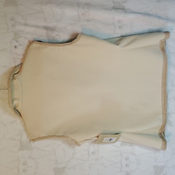 NWT WOMENS CREAM WOOLRICH FERNVALE CORDUROY VEST SIZE LARGE - Picture 4 of 6